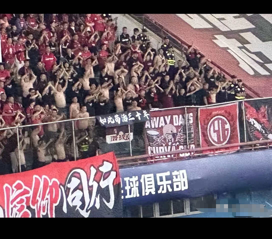KOK娱乐真人计划-世界级足球赛事硝烟弥漫，赛场彩蛋的简单介绍